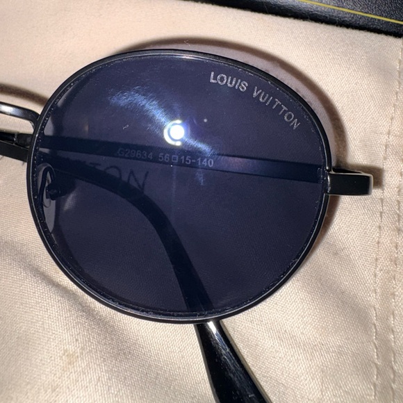 Louis Vuitton Black Round Sunglasses - Picture 12 of 15
